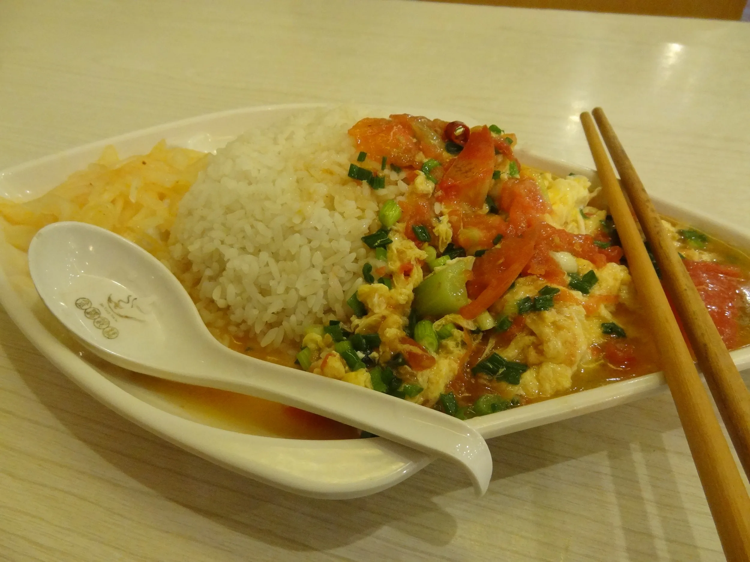 トマトと卵炒め