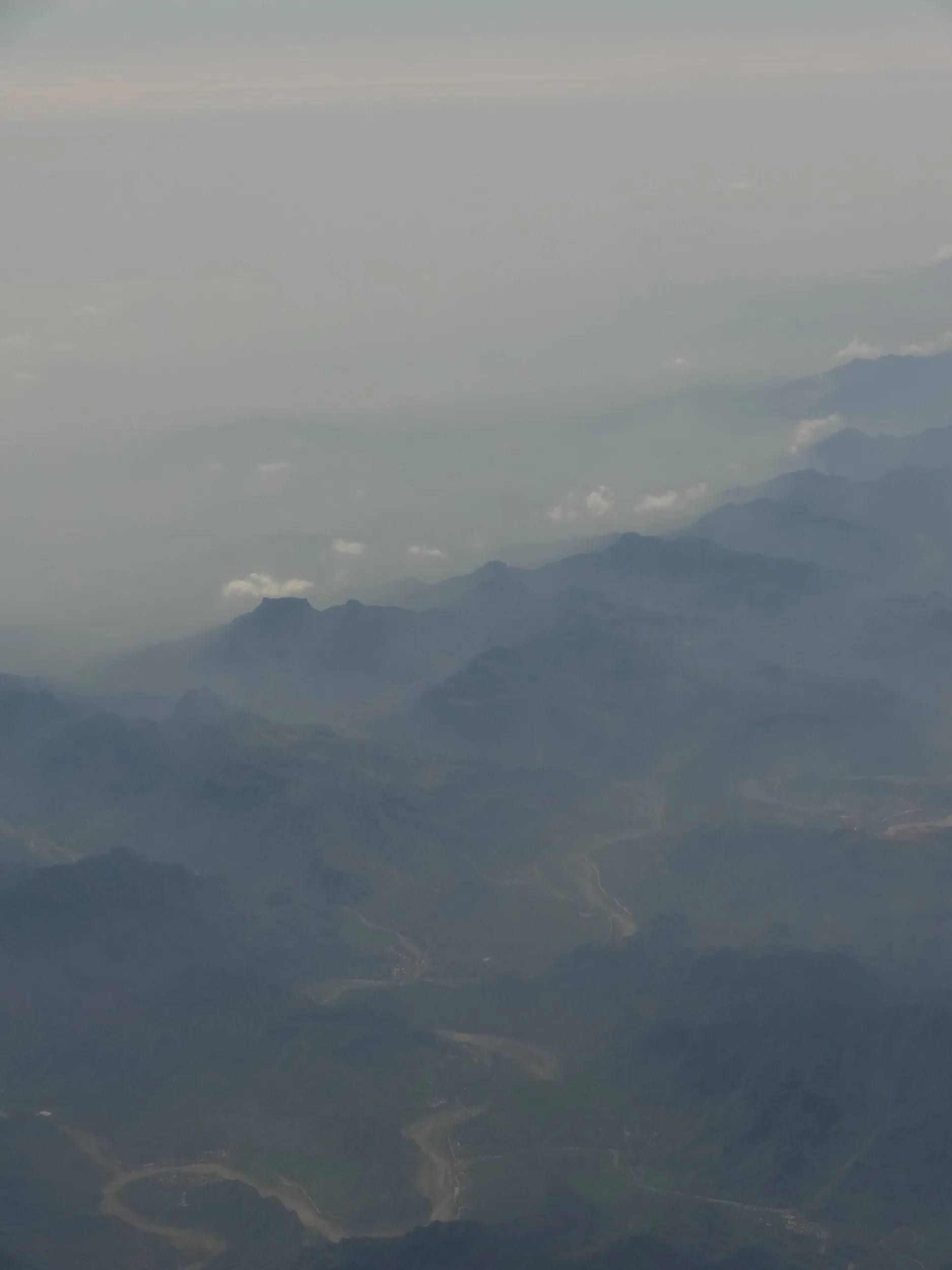 中国の山々の風景